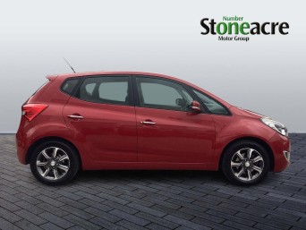 Hyundai ix20 1.4 Blue Drive SE Euro 6 (s/s) 5dr YS66GXK Image 2