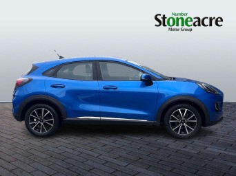 Ford Puma 1.0 EcoBoost Hybrid mHEV Titanium 5dr DCT DK22NZS Image 2