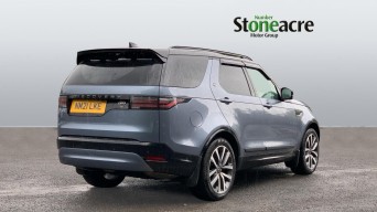 Land Rover Discovery 3.0 D300 MHEV R-Dynamic HSE Auto 4WD Euro 6 (s/s) 5dr NM21LKE Image 2