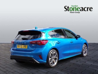 Ford Focus 1.0 EcoBoost Hybrid mHEV 155 ST-Line Vignale 5dr YR72JYS Image 3