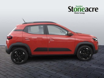 Dacia Spring 65 26.8kWh EXTREME Auto 5dr NU25OYJ Image 2