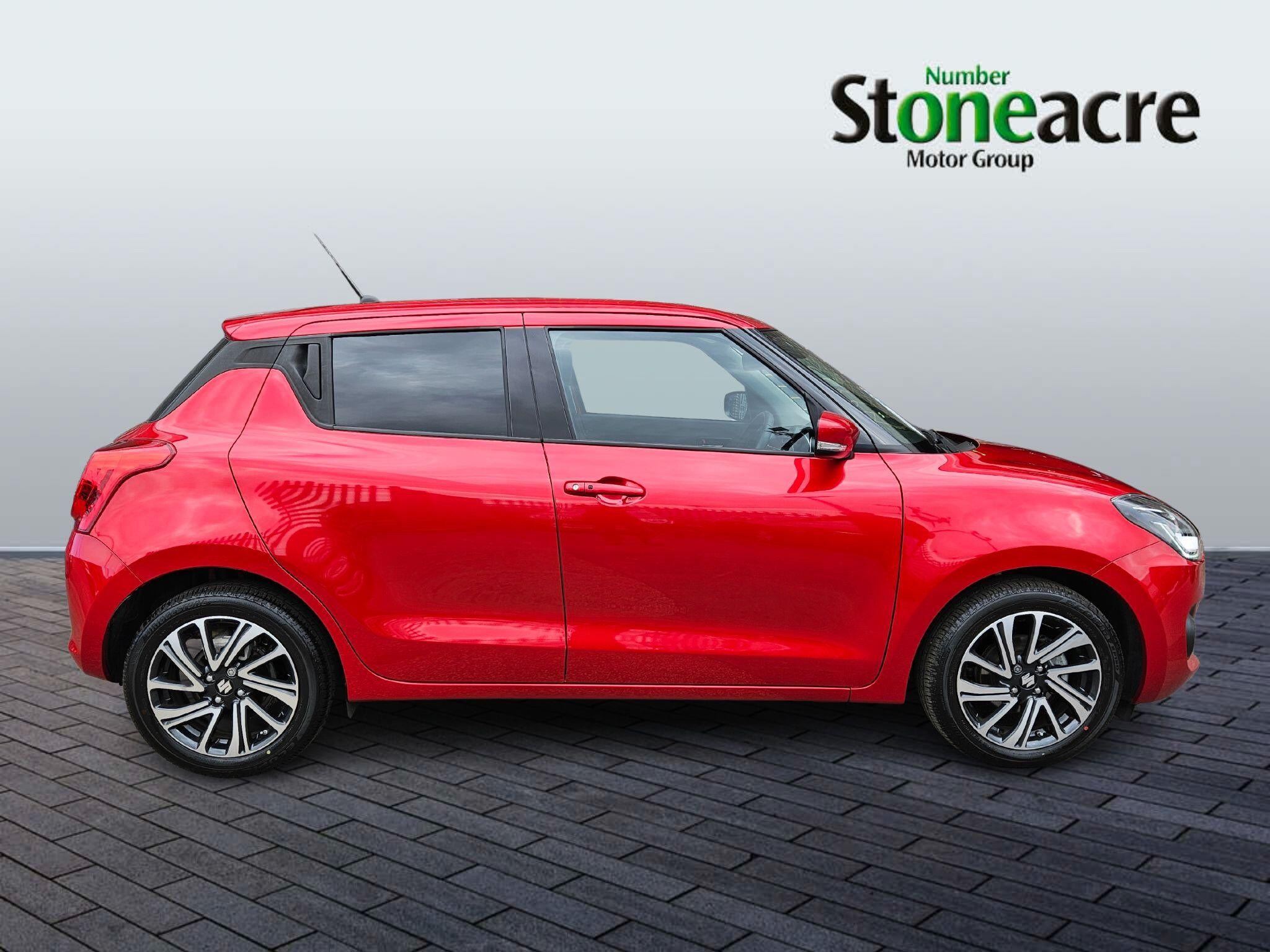 Suzuki Swift Image 2