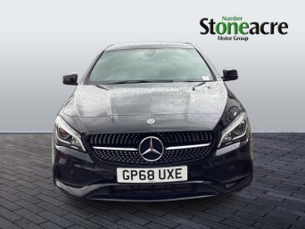Mercedes-Benz CLA 1.6 CLA200 AMG Line Night Edition (Plus) Coupe Euro 6 (s/s) 4dr GP68UXE Image 2