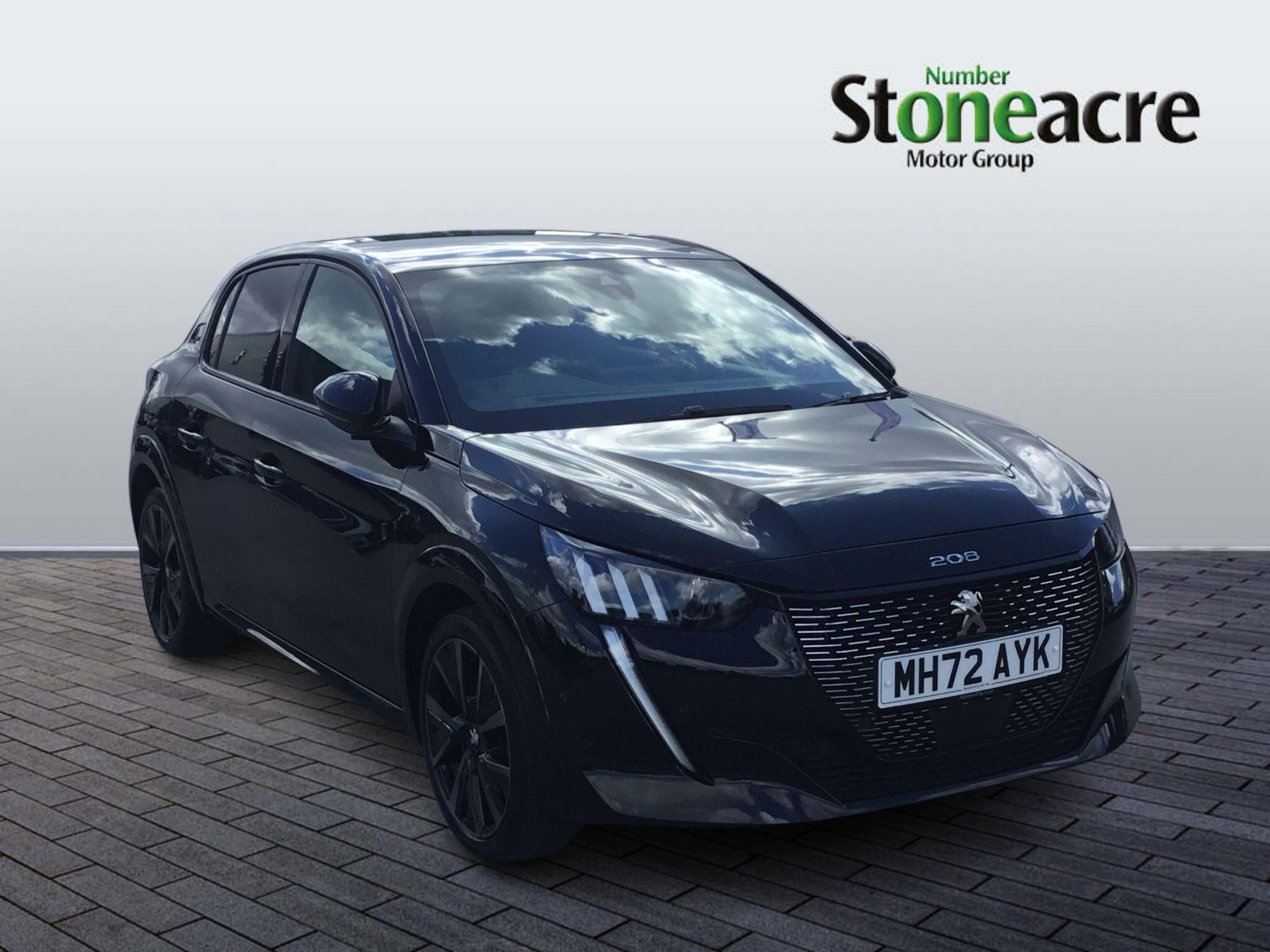 Peugeot 208 Image 1