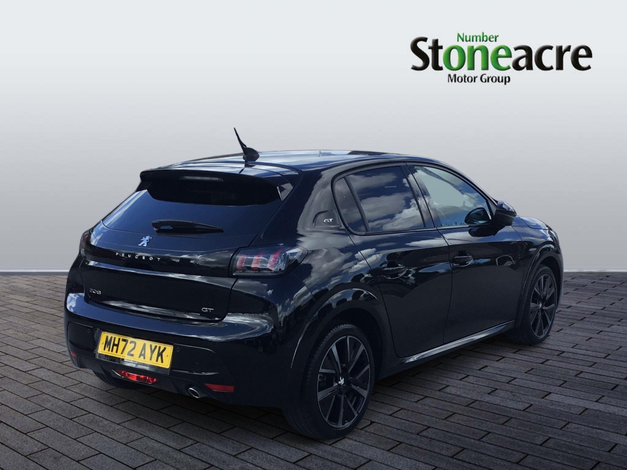Peugeot 208 Image 3