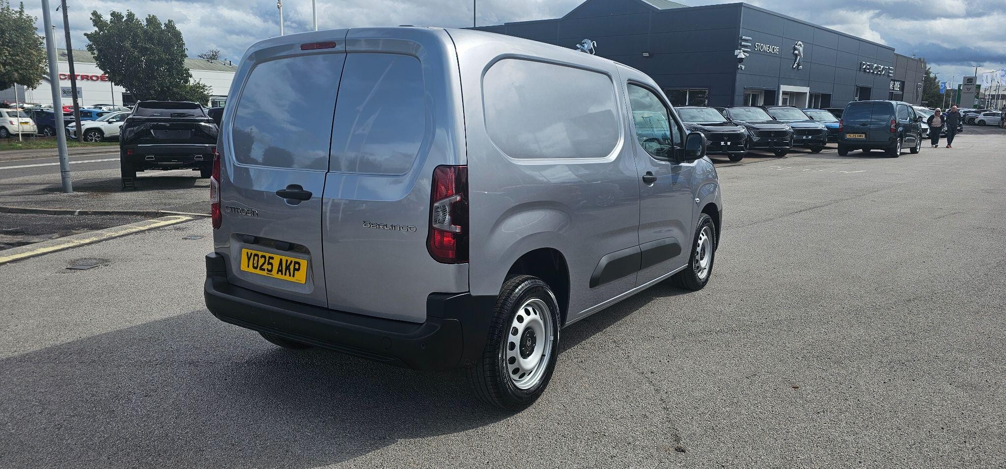 Citroen Berlingo Panel Van Image 3