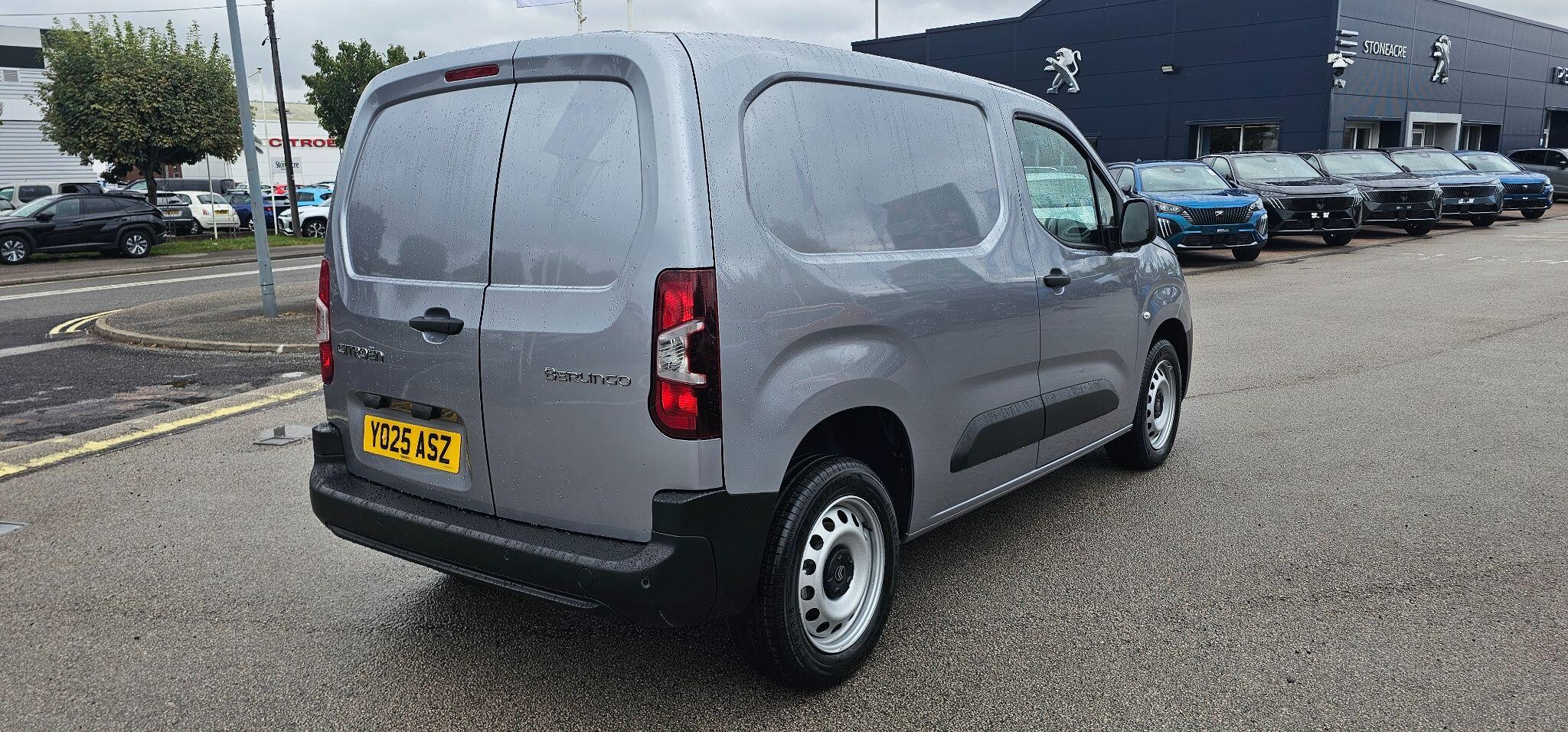 Citroen Berlingo Panel Van Image 3