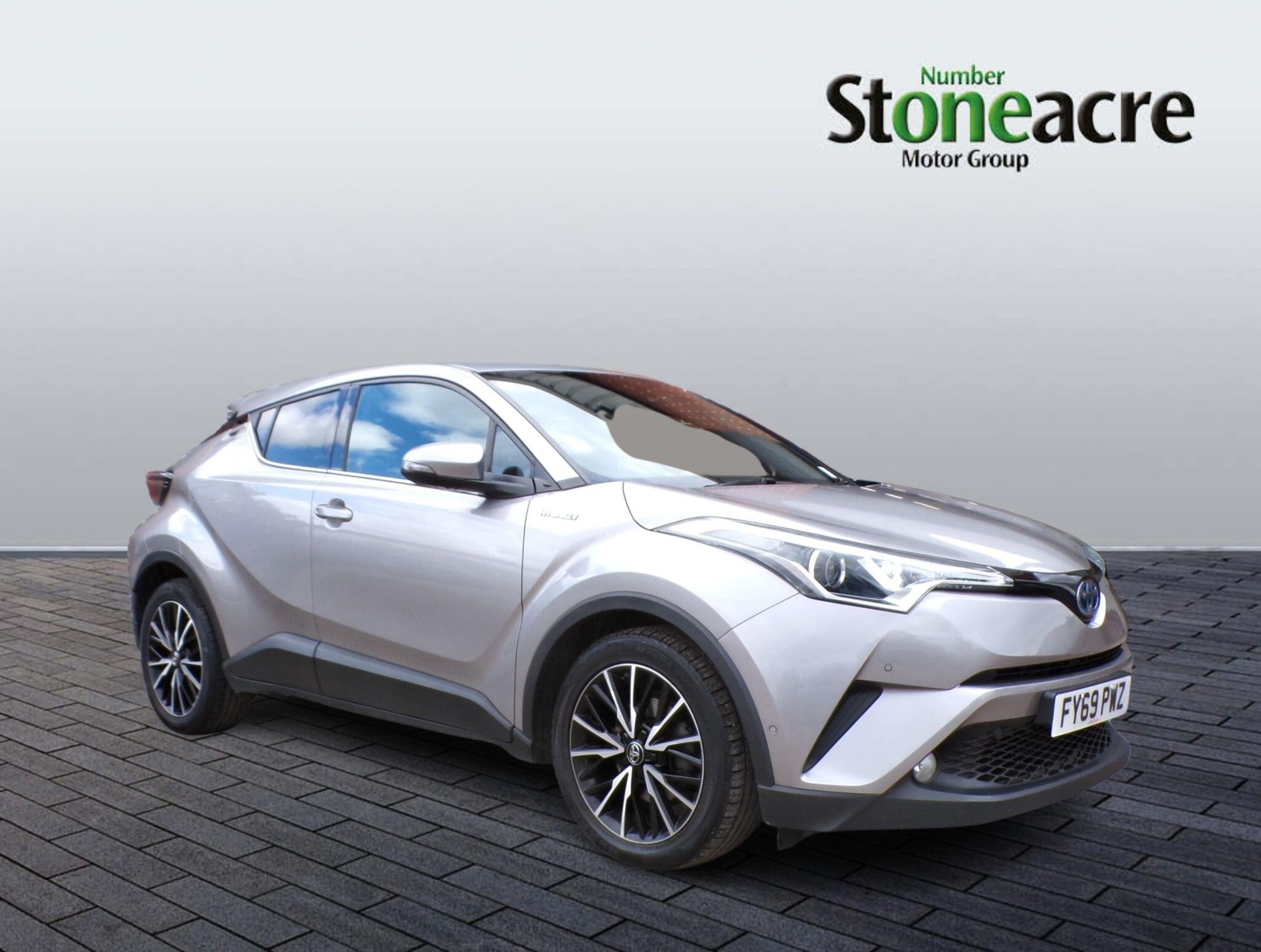 Toyota C-HR Image 1
