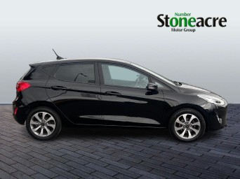 Ford Fiesta 1.0T EcoBoost Trend Euro 6 (s/s) 5dr FY21XJA Image 2