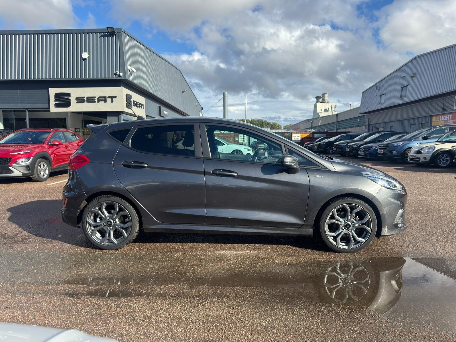Ford Fiesta Image 2