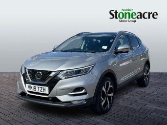 Nissan Qashqai 1.5 dCi Tekna SUV 5dr Diesel Manual Euro 6 (s/s) (115 ps) VK19TZH Image 3