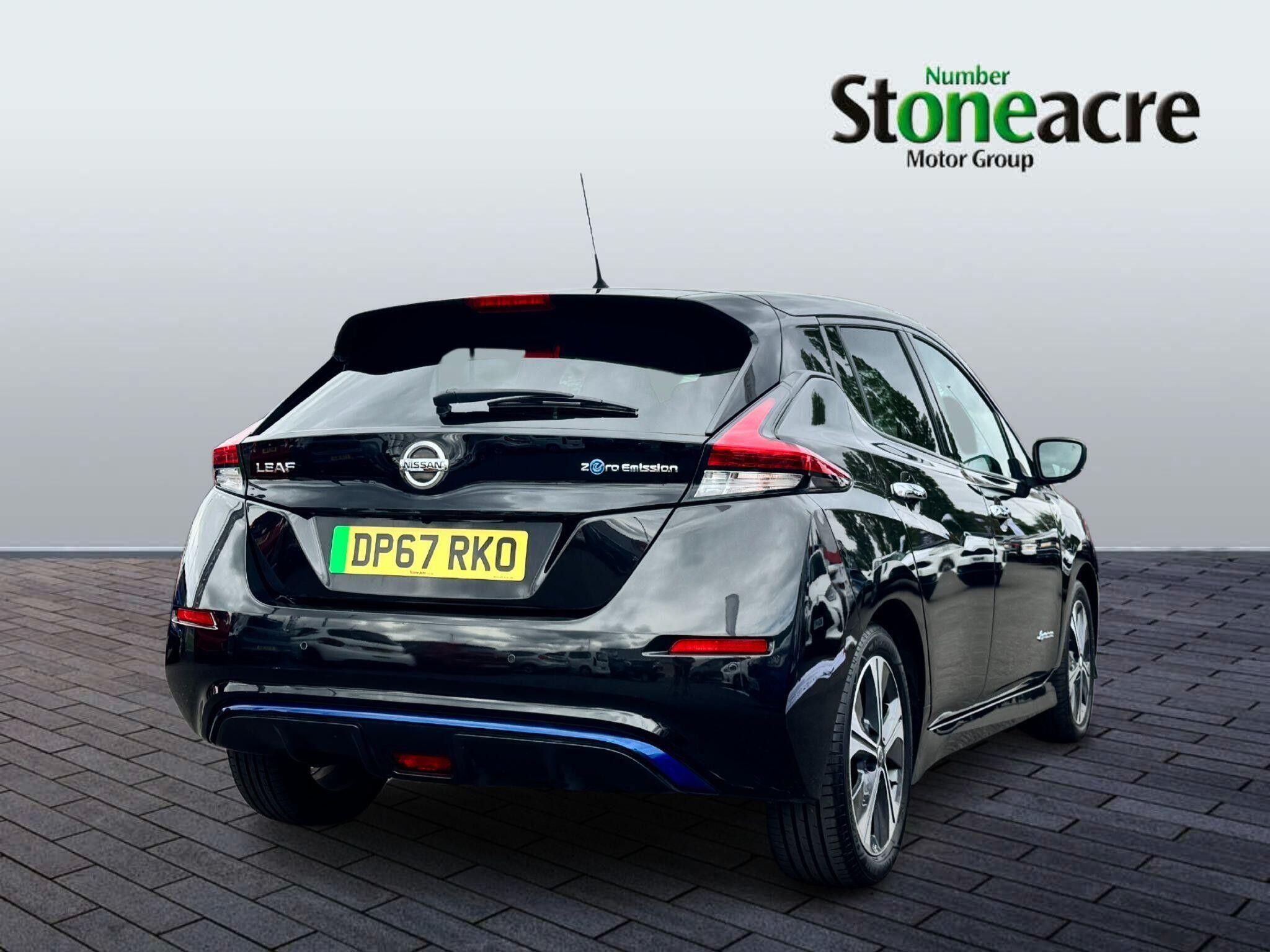 Nissan LEAF Image 3