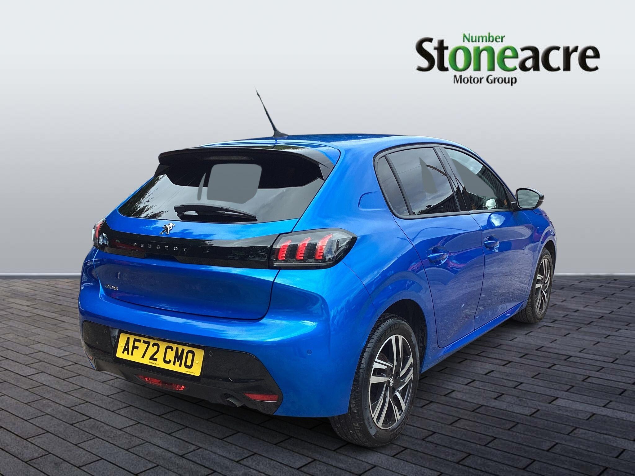 Peugeot 208 Image 2