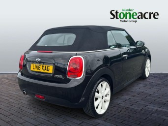 MINI Convertible 1.5 Cooper D Auto Euro 6 (s/s) 2dr LV16XAG Image 2