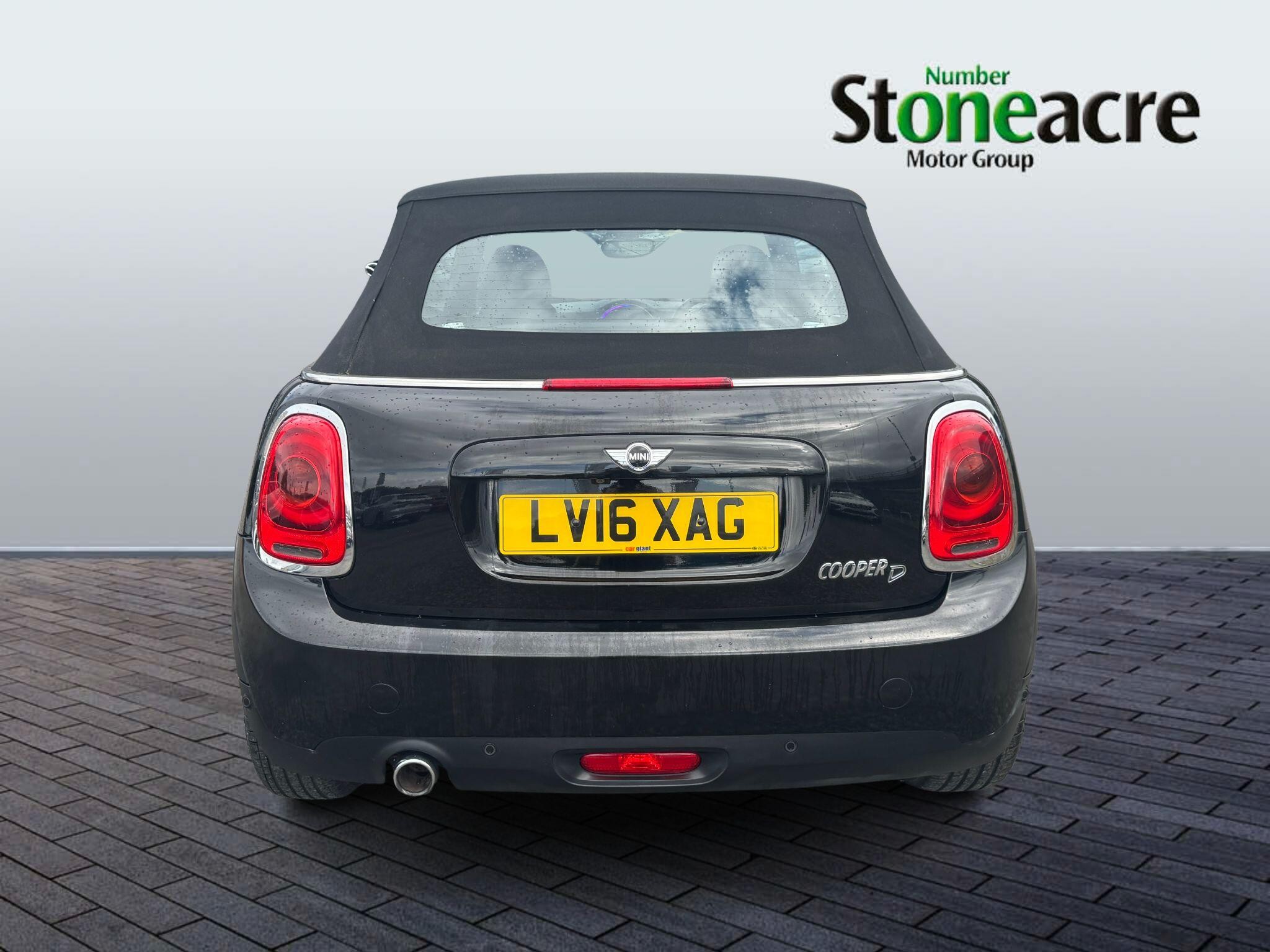MINI Convertible Image 3