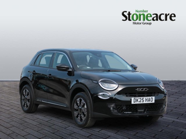 Fiat 600 1.2 MHEV e-DCT Euro 6 (s/s) 5dr DK25HAO Image 1