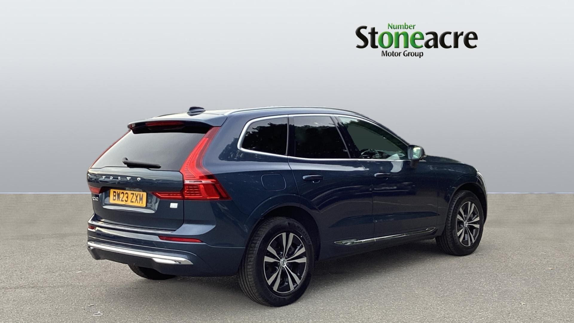 Volvo XC60 Image 2