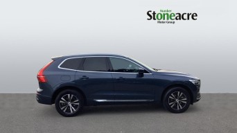 Volvo XC60 Core Bright T6 AWD (350 hp) Auto BW23ZXM Image 3