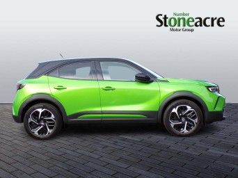 Vauxhall Mokka Electric 54kWh Ultimate Auto 5dr (Long Range) DT25AYZ Image 2