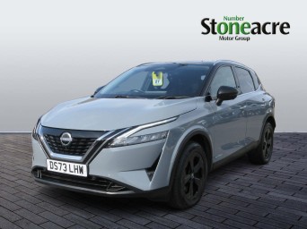 Nissan Qashqai with New e-POWER 1.5 h e-POWER Kuro Edition Auto Euro 6 (s/s) 5dr DS73LHW Image 3