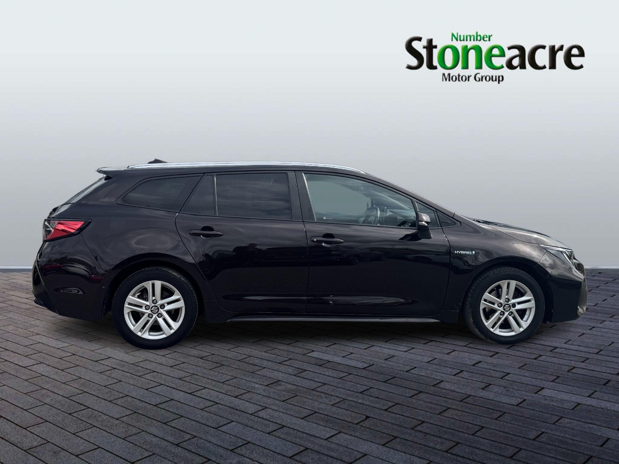 Suzuki Swace Image 2