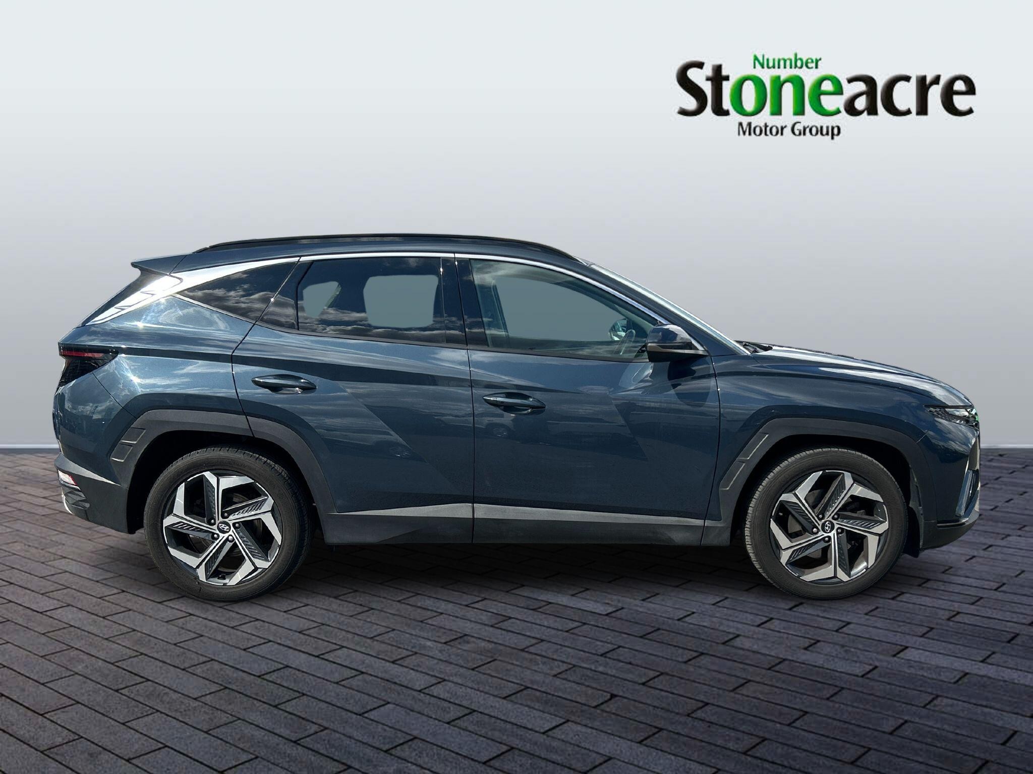 Hyundai TUCSON Image 2