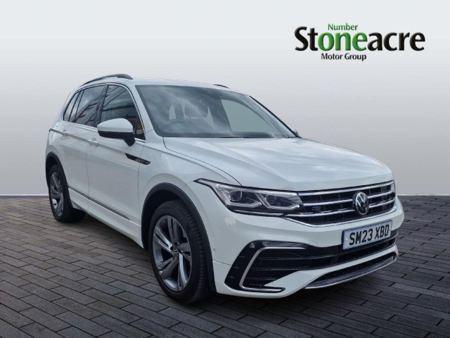 Volkswagen Tiguan 1.5 TSI R-Line Edition DSG Euro 6 (s/s) 5dr SM23XBD Image 1