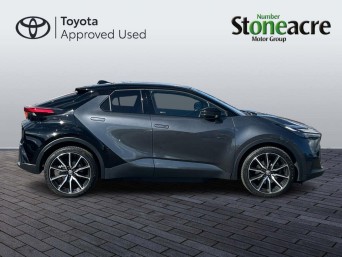 Toyota C-HR Plug-in Hybrid 2.0 VVT-h 13.6 kWh GR SPORT CVT Euro 6 (s/s) 5dr NA25YDO Image 2