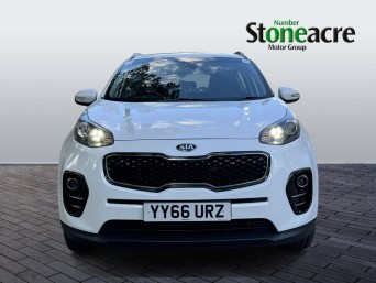 Kia Sportage 1.7 CRDi 3 Euro 6 (s/s) 5dr YY66URZ Image 2