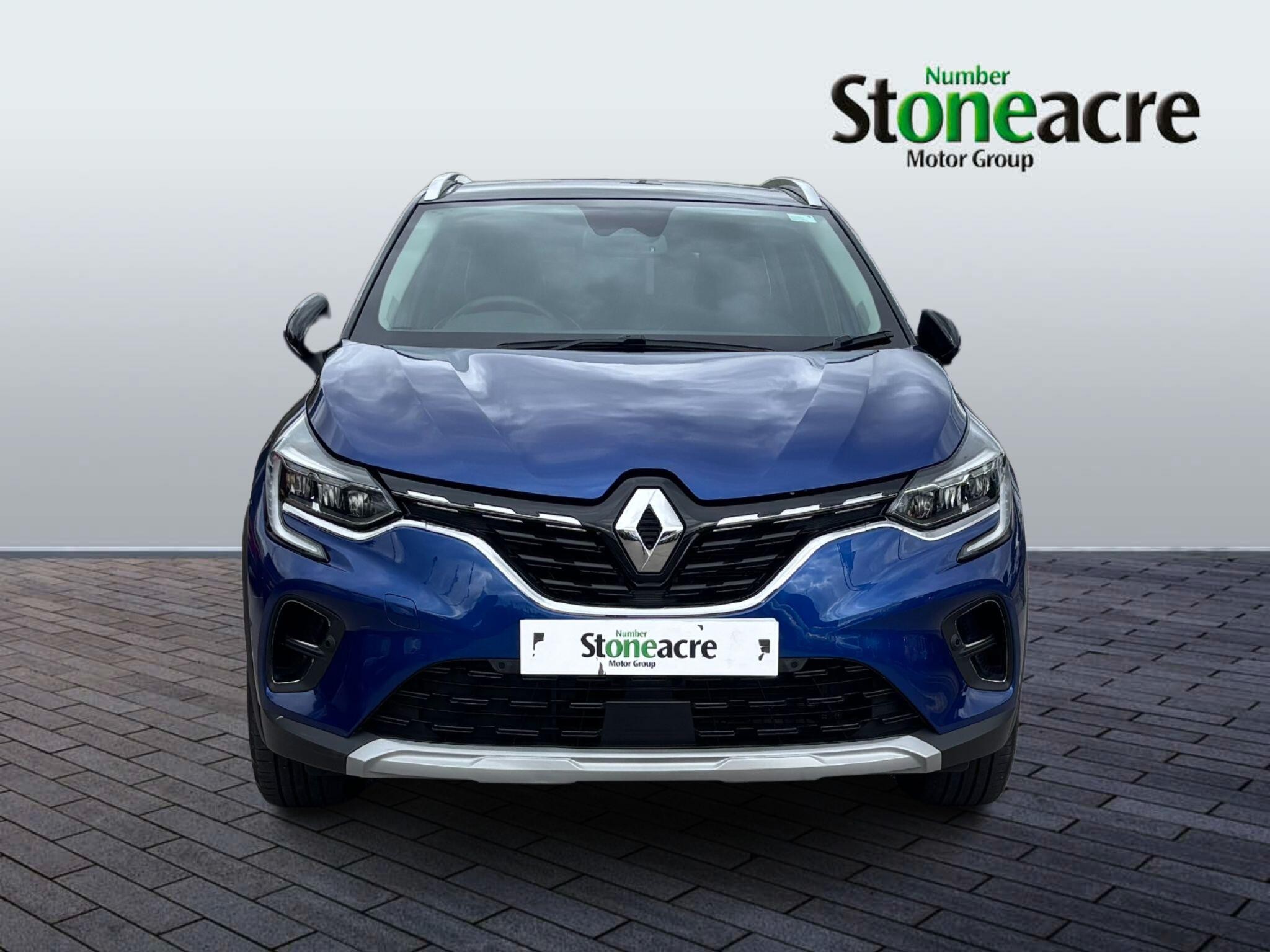 Renault Captur Image 2