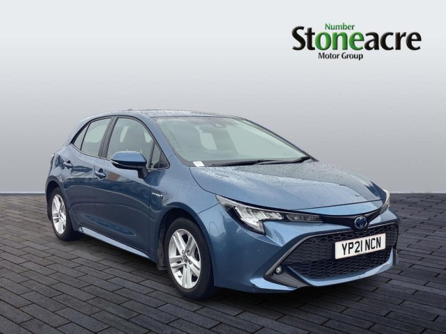 Toyota Corolla 1.8 VVT-i Hybrid Icon Tech 5dr CVT YP21NCN Image 1