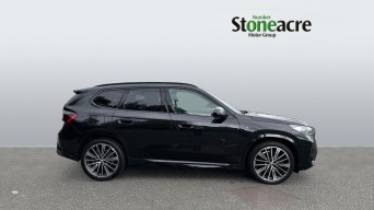 BMW X1 1.5 20i MHT M Sport DCT sDrive Euro 6 (s/s) 5dr NX23MXJ Image 3