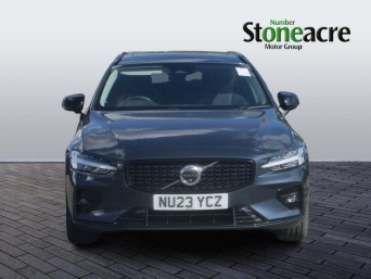 Volvo V60 2.0 B4 MHEV Ultimate DCT Auto Euro 6 (s/s) 5dr NU23YCZ Image 2