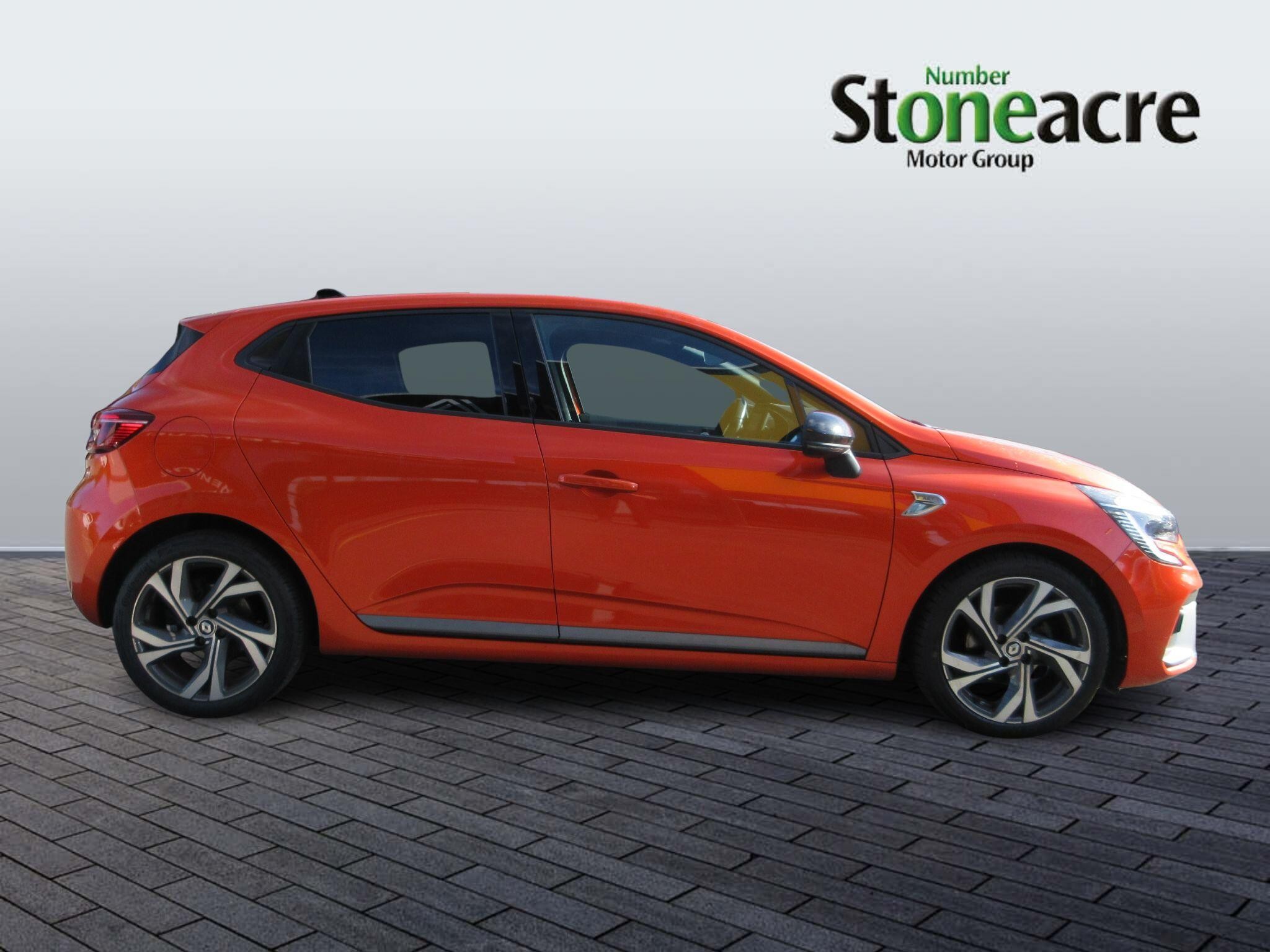 Renault Clio Image 2