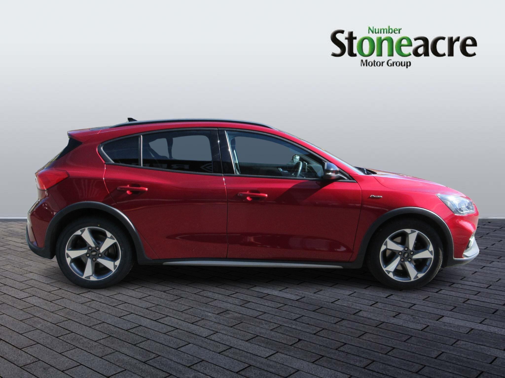 Ford Focus Image 2