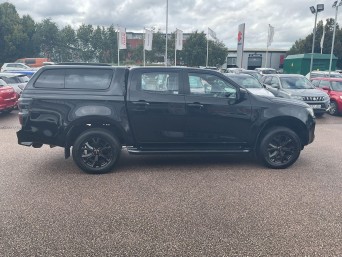 Isuzu D-Max V-Cross 1.9 TD V-Cross Auto 4WD Euro 6 (s/s) 4dr AF23NKH Image 2