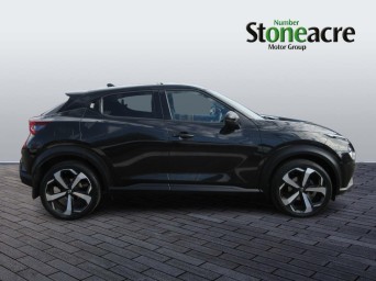Nissan Juke 1.0 DiG-T 114 Tekna 5dr FX71YLJ Image 2