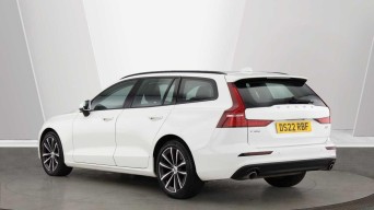 Volvo V60 Momentum B3 (163 hp) Auto DS22RBF Image 3