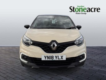 Renault Captur 0.9 TCE 90 Iconic 5dr YN18YLX Image 3
