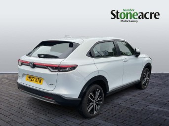Honda HR-V 1.5 h i-MMD Elegance CVT Euro 6 (s/s) 5dr YN23XTW Image 3