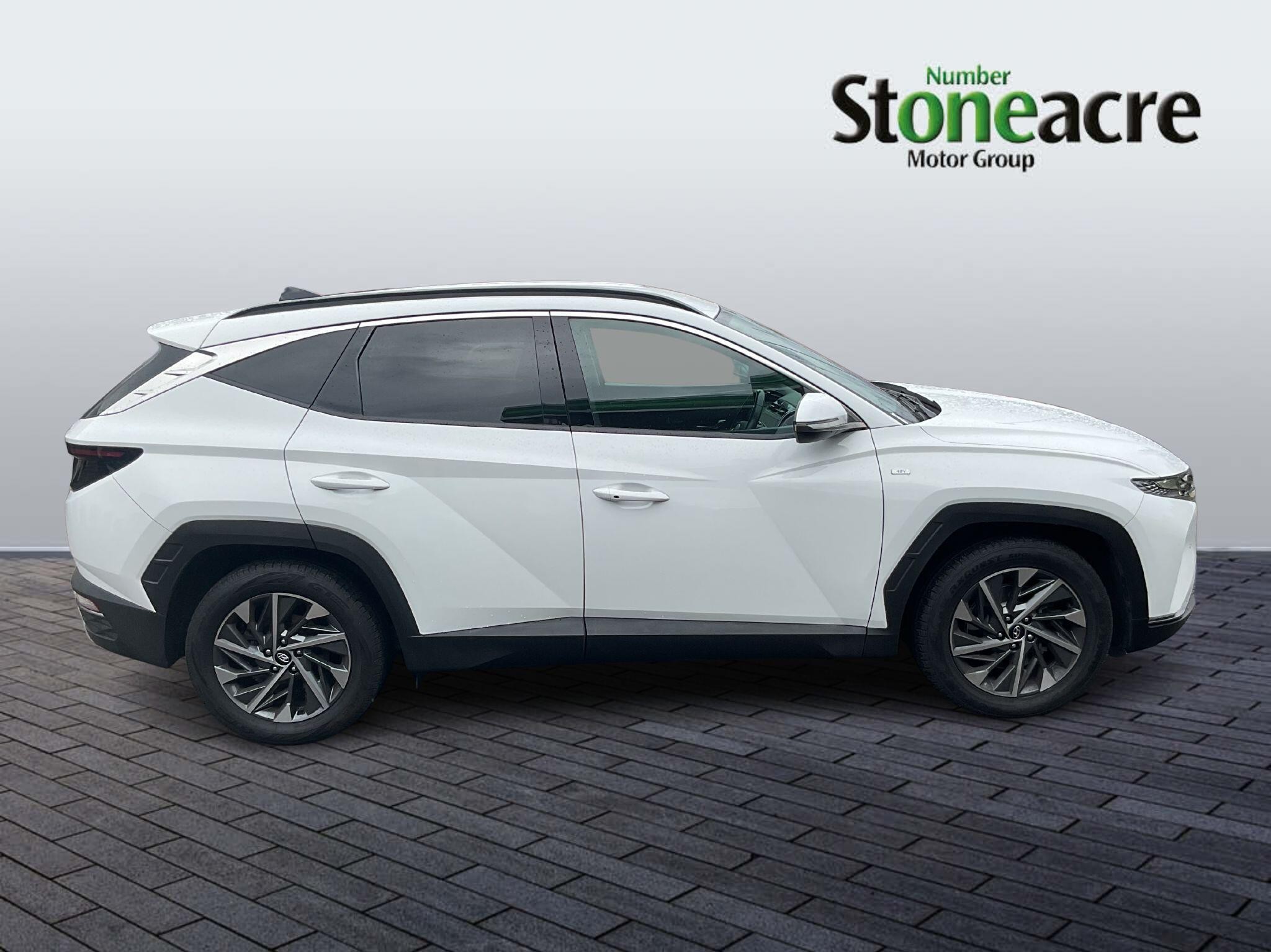 Hyundai TUCSON Image 2