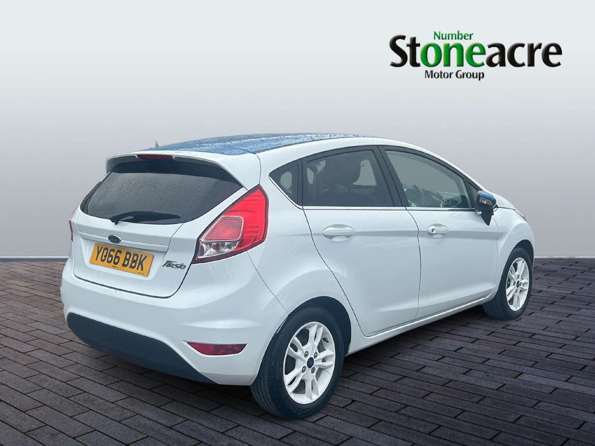 Ford Fiesta Image 3