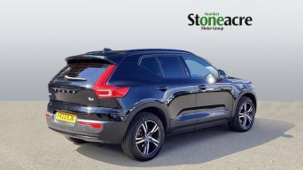 Volvo XC40 2.0 B3P Plus Dark 5dr Auto FR23EJK Image 2