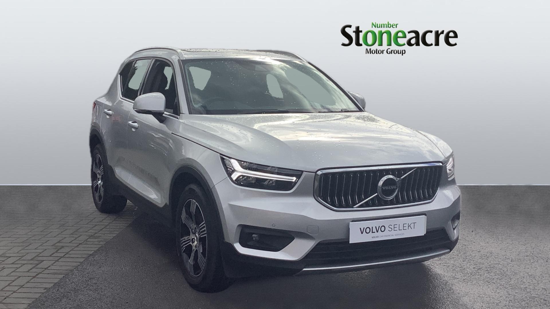 Volvo XC40 Image 1