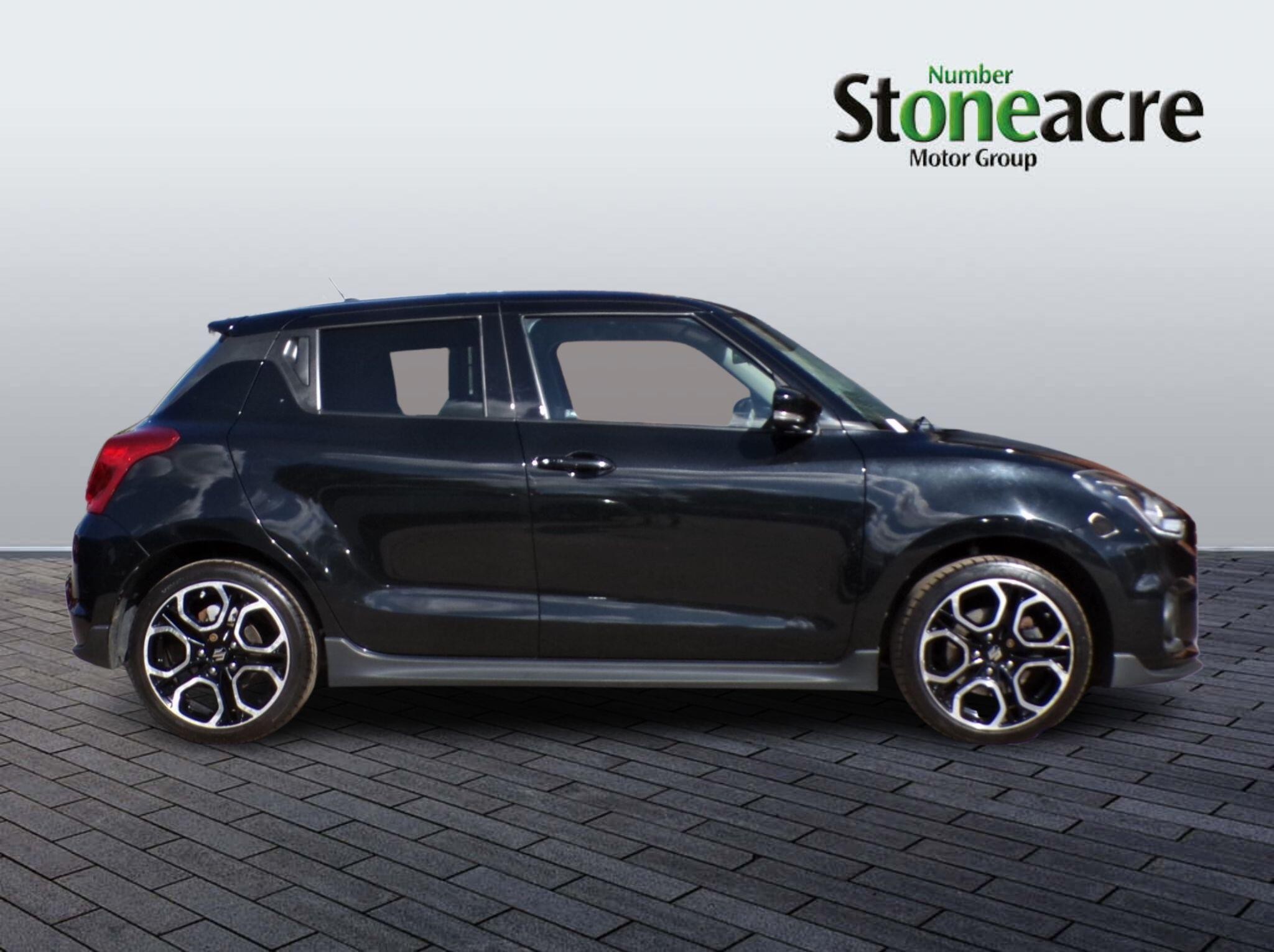 Suzuki Swift Image 2