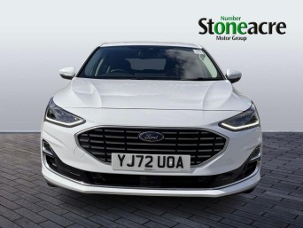 Ford Focus 1.0T EcoBoost MHEV Titanium Vignale Euro 6 (s/s) 5dr YJ72UOA Image 2