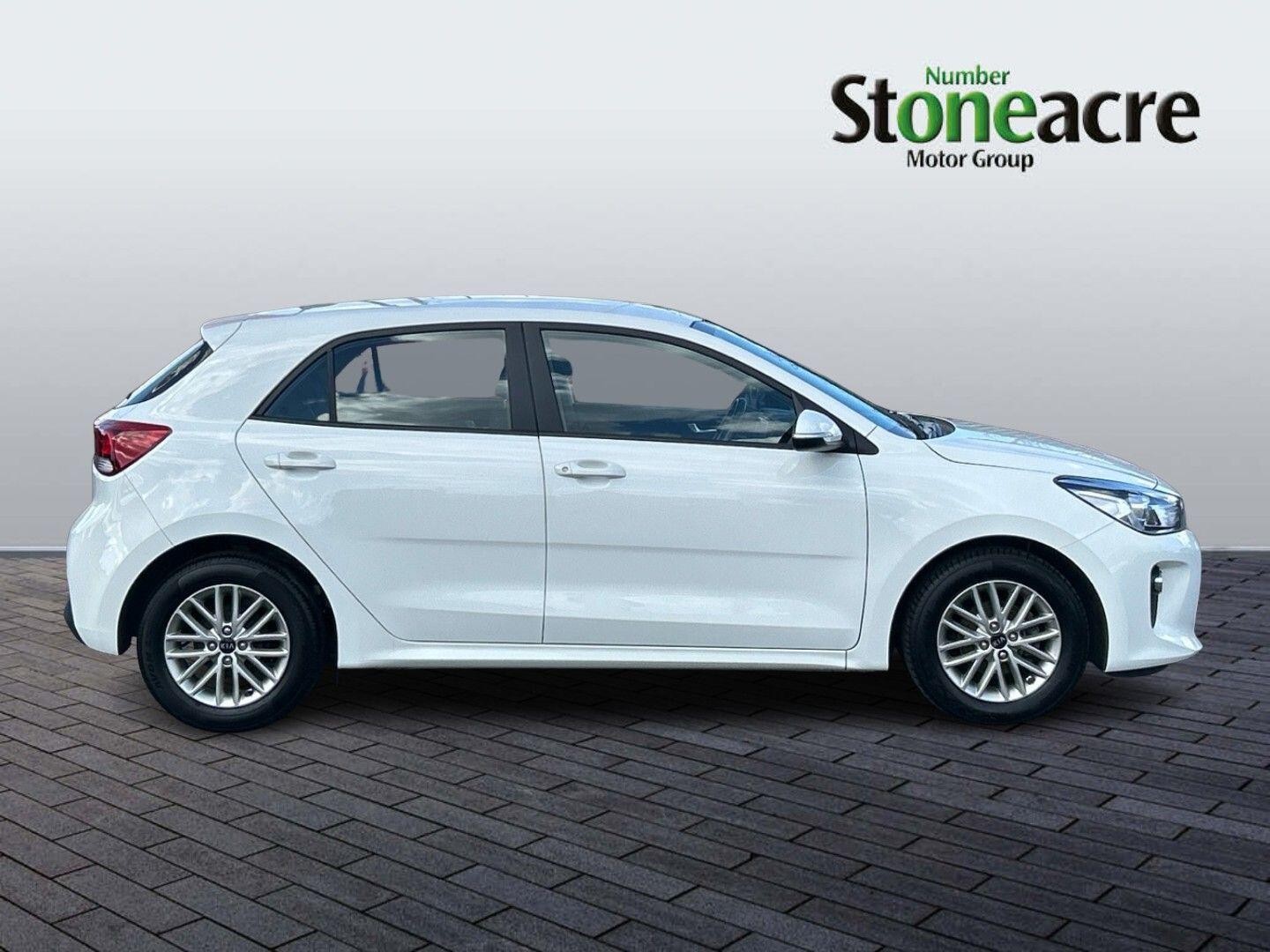 Kia Rio Image 2
