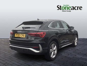 Audi Q3 2.0 TFSI 40 S line Sportback S Tronic quattro Euro 6 (s/s) 5dr YC22CYA Image 3