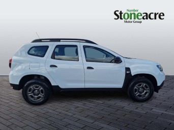 Dacia Duster 1.0 TCe 100 Essential 5dr YS21FPP Image 2