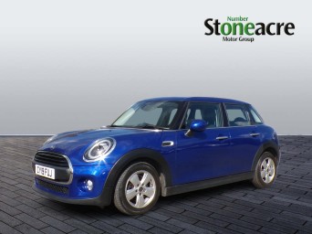 MINI Hatch 1.5 One Classic Euro 6 (s/s) 5dr CY19FUJ Image 3